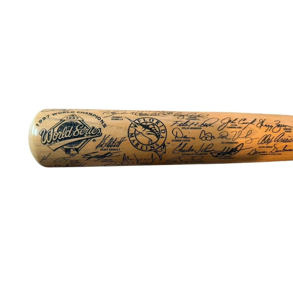 Florida Marlins 1997 World Series Champions Team Signature Souvenir Baseball Bat